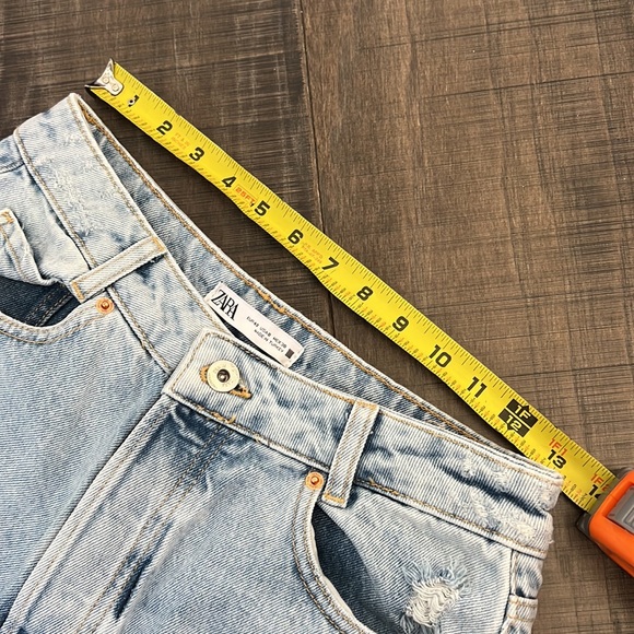 AS NEW ZARA HIGH WAIST MOM JEANS SIZE 8 - Picture 5 of 16